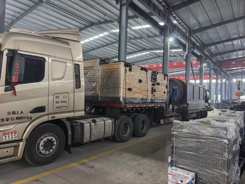 Jinqi Mining Machinery spedisce in Russia un lotto di attrezzature per la separazione e il supporto di tamburi